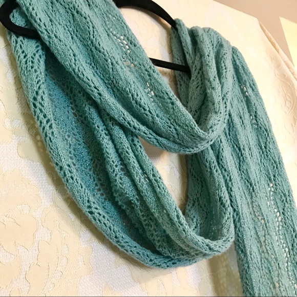 Pretty knit scarf - pastel aqua color - Picture 2 of 5